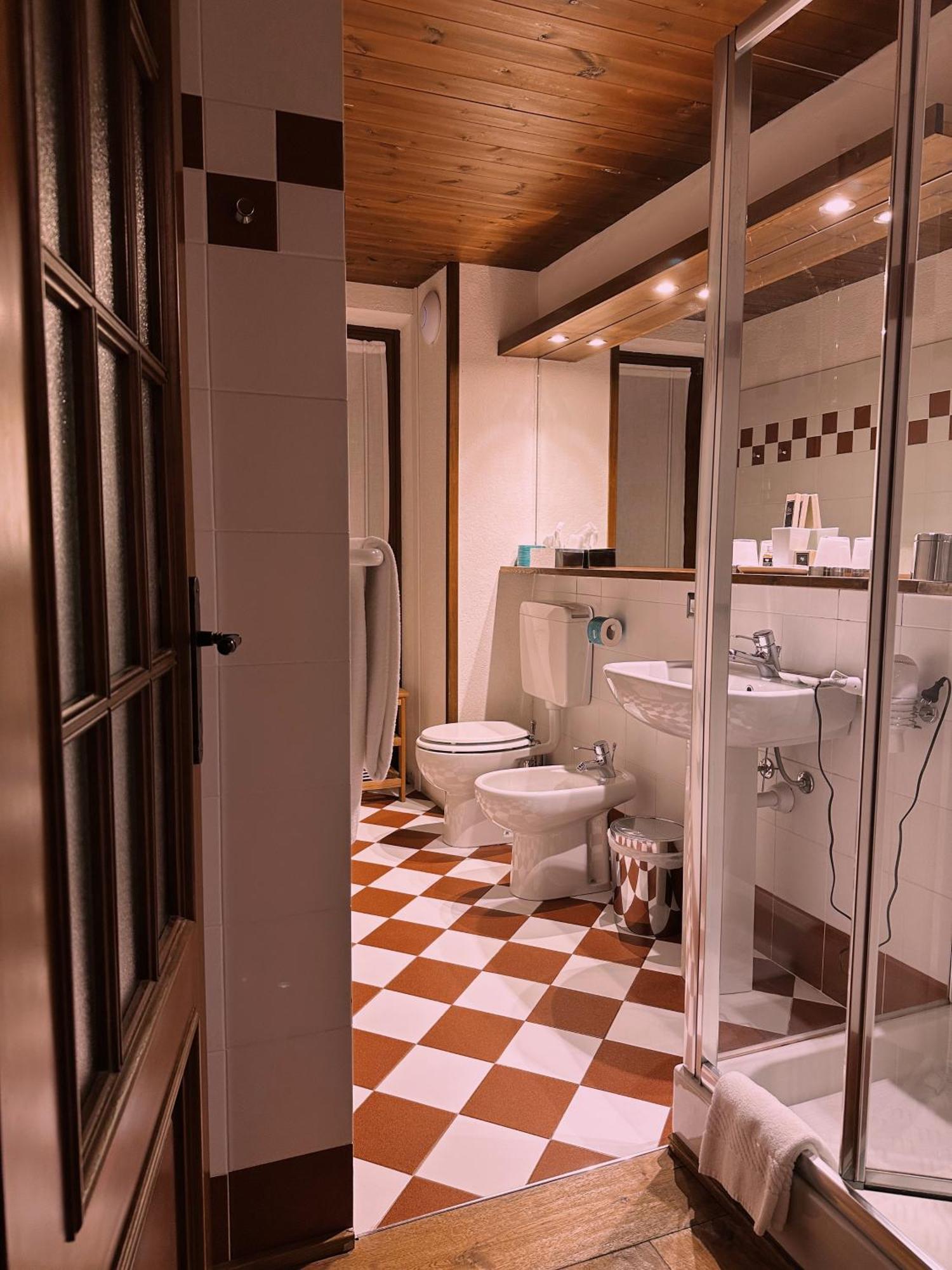 Le Samovar Guest House Breuil-Cervinia Ngoại thất bức ảnh